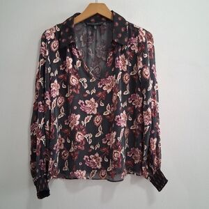 White House Black Market WHBM Velvet Burnout Sheer Silk Floral Blouse Size Small